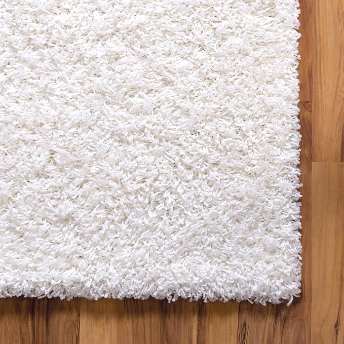 Unique Loom Solid Shag Collection Area Rug (10' x 13' 11" Rectangle, Snow White)