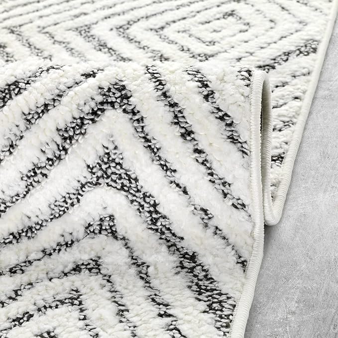 Antep Rugs Palafito 4x6 Geometric Shag Diamond High-Low Pile Textured Indoor Area Rug (Gray, 3'11" x 5'11")