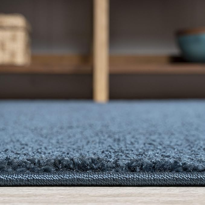 JONATHAN Y Haze Solid Low-Pile Navy 5' Round Indoor Area Rug, Coastal,Bohemian,Minimalist,Classic, Easy-Cleaning for Living Room,Bedroom,Kitchen,Pet Friendly,Non-Shedding (SEU100C-5R)