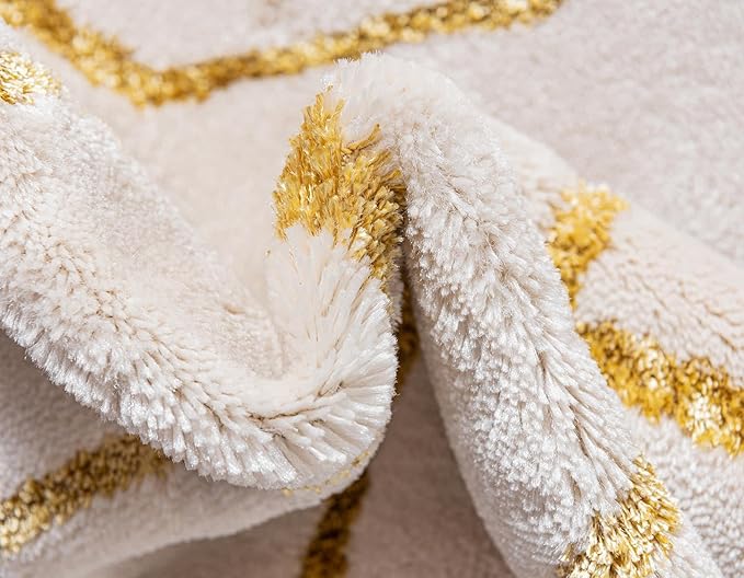 Marilyn Monroe Glam Collection Area Rug - Trellis (10'x 13' Rectangle, White Gold/ Gold)