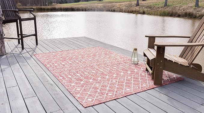 Unique Loom Outdoor Trellis Collection Area Rug - Tribal Trellis (7' 10" x 11' 4" Rectangle, Rust Red/ Ivory)