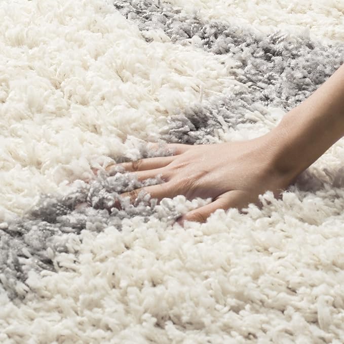 SAFAVIEH Dallas Shag Collection Runner Rug - 2'3" x 6', Ivory & Grey, Trellis Design, Non-Shedding & Easy Care, 1.5-inch Thick Ideal for High Traffic Areas in Living Room, Bedroom (SGD257F)