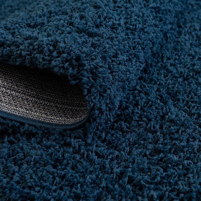 Unique Loom Solid Shag Collection Area Rug (7' 1" Round, Sapphire Blue/ Navy Blue)