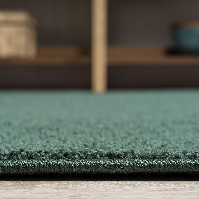 JONATHAN Y Haze Solid Low-Pile Emerald Indoor Area Rug 3x5, Coastal,Bohemian,Minimalist,Classic, Easy-Cleaning for Living Room,Bedroom,Kitchen,Pet Friendly,Non-Shedding (SEU100L-3)