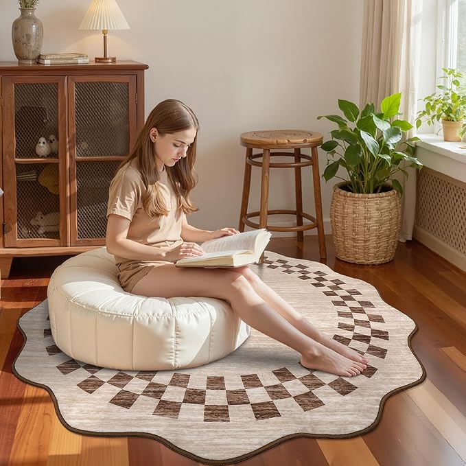 GarveeHome Scalloped Round Rug 4ft Modern Solid Color Circle Rugs Non Slip Low Pile Living Room Throw Carpat Washable Bedroom Scalloped Round Area Rug Stain Resistant Bordered Rug for Kitchen, Beige