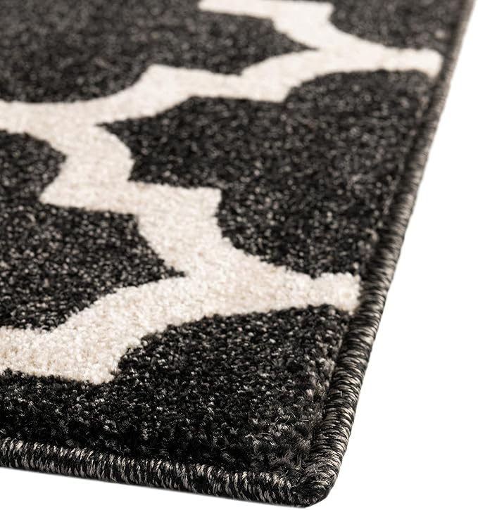Rugs.com Lattice Collection Rug – 7' x 10' Black Medium Rug Perfect for Bedrooms, Dining Rooms, Living Rooms