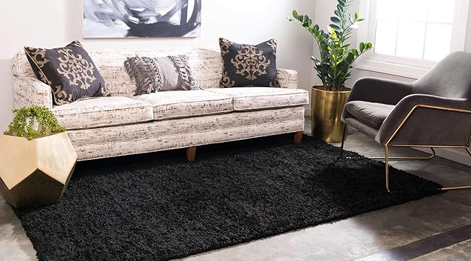 Unique Loom Solid Shag Collection Area Rug (6' 1" x 9' Rectangle, Jet Black)