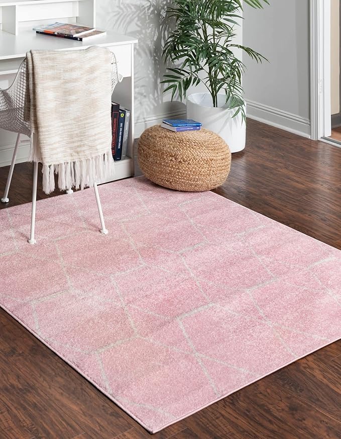 Unique Loom Trellis Frieze Collection Area Rug - Geometric (4' Square, Light Pink/ Ivory)