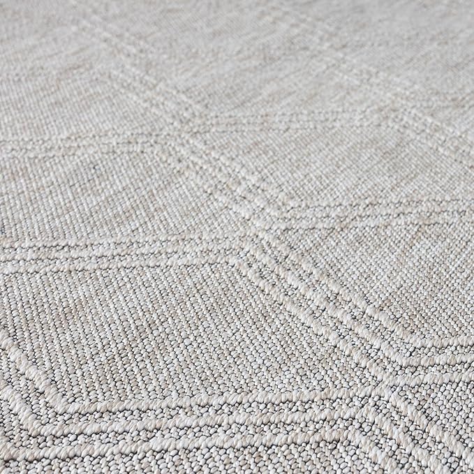 LUXE WEAVERS Modern Farmhouse Beige 8x10 Washable Area Rug, Anti-Slip Diamond Pattern Carpet