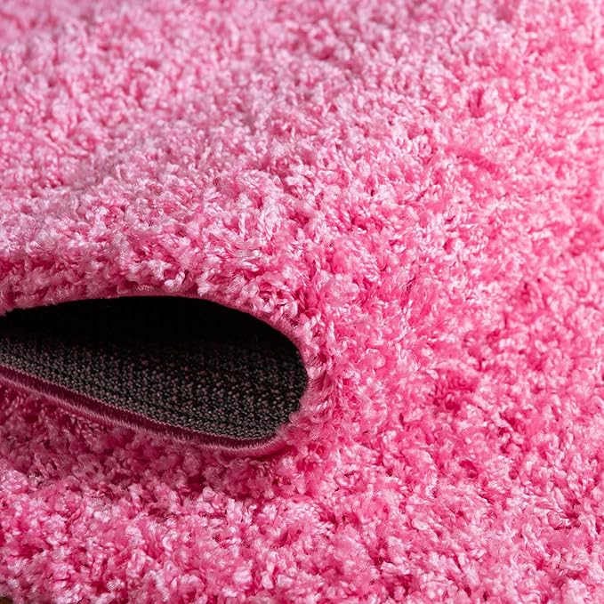 Unique Loom Solid Shag Collection Area Rug (4' 1" Round, Taffy Pink)
