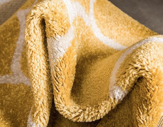 Rugs.com Lattice Frieze Collection Rug – 3' Square Yellow Medium Rug Perfect for Living Rooms, Kitchens, Entryways