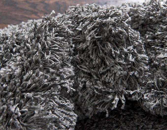 Unique Loom Solid Shag Collection Area Rug (5' 1" Round Graphite Gray)