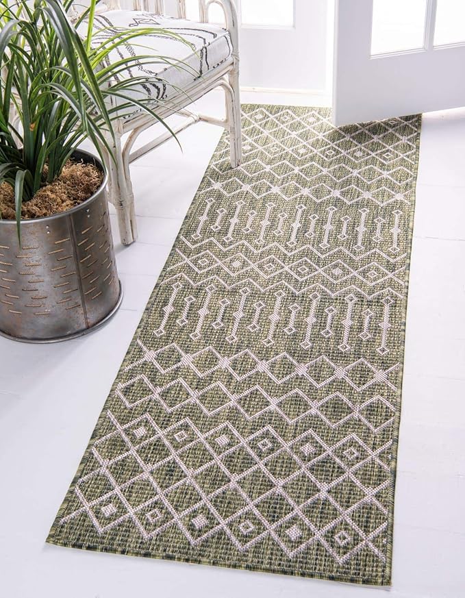 Unique Loom Outdoor Trellis Collection Area Rug - Tribal Trellis (2' x 6' 1" Runner, Green/ Natural)
