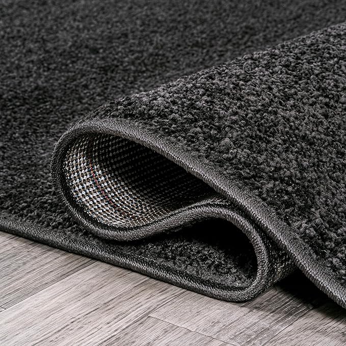 JONATHAN Y Haze Solid Low-Pile Black 6x9 Oval Indoor Area Rug, Coastal,Bohemian,Minimalist,Classic, Easy-Cleaning for Living Room,Bedroom,Kitchen,Pet Friendly,Non-Shedding (SEU100I-6OV)