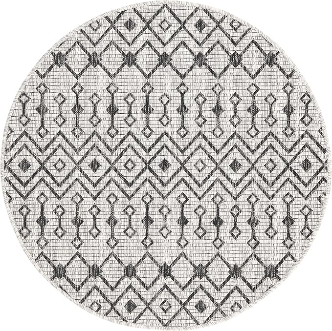 Unique Loom Outdoor Trellis Collection Area Rug - Tribal Trellis (3' 3" Round, Gray/ Black)