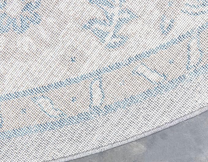 Unique Loom Salzburg Collection Classic Traditional Design Oriental Inspired Border Area Rug (5' 0 x 5' 0 Round, Gray/Beige)