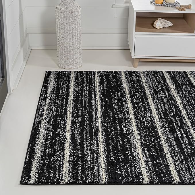 JONATHAN Y Williamsburg Minimalist Stripe Black/Cream Indoor Area Rug, 4x6, Contemporary, Modern, Easy-Cleaning for Living Room, Bedroom, Kitchen, Pet Friendly, Non-Shedding (MOH201F-4)