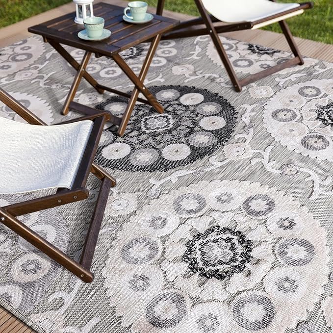 CAMILSON Indoor Outdoor Rug 5x7 Bohemian Medallion Floral Area Rugs for Indoor and Outdoor Patios Easy-Cleaning Non-Shedding Living Room Garden and Kitchen Washable Outside Carpet (5 x 7 / Gray)