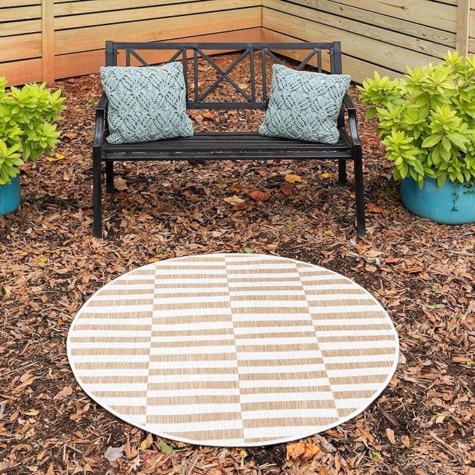 Unique Loom Outdoor Striped Collection Area Rug - Striped (4' 1" Round, Taupe/Ivory)
