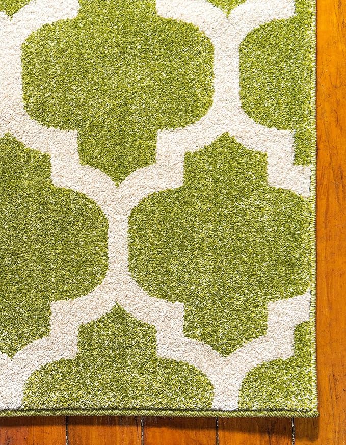Rugs.com Lattice Collection Rug – 10 Ft Runner Light Green Medium Rug Perfect for Hallways, Entryways