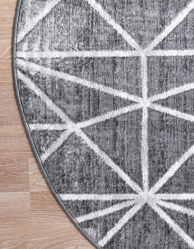 Rugs.com Lattice Trellis Collection Rug – 5 Ft Round Gray Low-Pile Rug Perfect for Kitchens, Dining Rooms