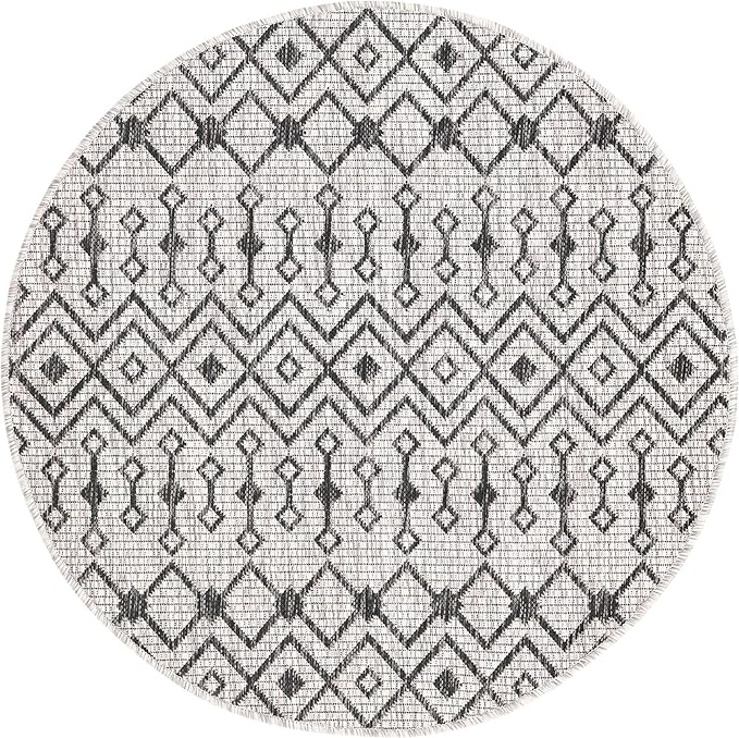 Unique Loom Outdoor Trellis Collection Area Rug - Tribal Trellis (3' 3" Round, Gray/ Black)
