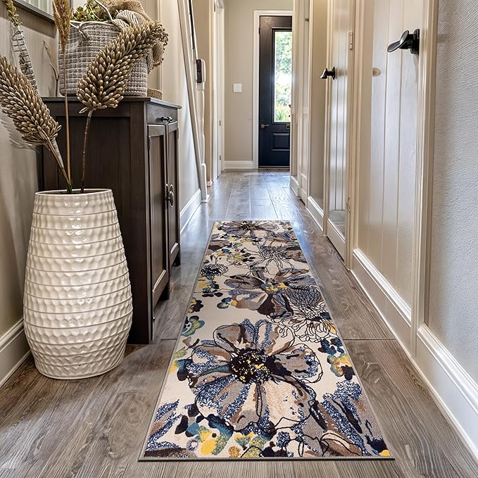 Rugshop Cream Bright Flowers Non Slip Non-Shedding Runner Rug for Hallway, Kitchen and Laundry Room, 2'7" x 8'