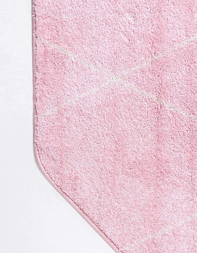 Unique Loom Trellis Frieze Collection Area Rug - Geometric (7' 10" Octagon, Light Pink/ Ivory)