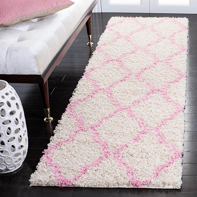 SAFAVIEH Dallas Shag Collection Runner Rug - 2'3" x 10', Ivory & Light Pink, Trellis Design, Non-Shedding & Easy Care, 1.5-inch Thick Ideal for High Traffic Areas in Living Room, Bedroom (SGD257P)