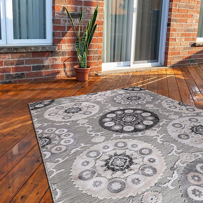 CAMILSON Indoor Outdoor Rug 8x10 Bohemian Medallion Floral Area Rugs for Indoor and Outdoor Patios Easy-Cleaning Non-Shedding Living Room Garden and Kitchen Washable Outside Carpet (8 x 10 / Gray)