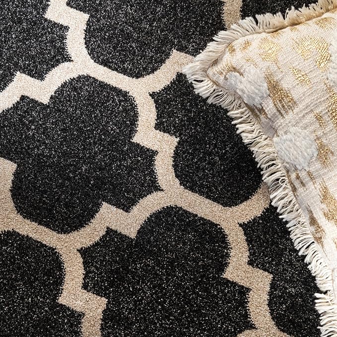Rugs.com Lattice Collection Rug – 3' x 5' Black Medium Rug Perfect for Entryways, Kitchens, Breakfast Nooks, Accent Pieces