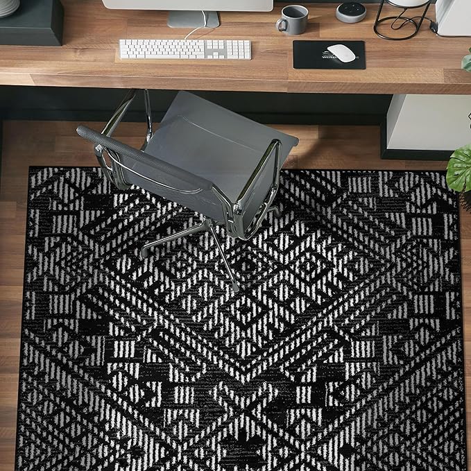 Rugshop Boho Black Tribal Area Rug 5x7 Modern Indoor Carpet for Living Room, Bedroom, or Entryway – Non-Shedding, Low Pile Geometric Design 5' x 7'
