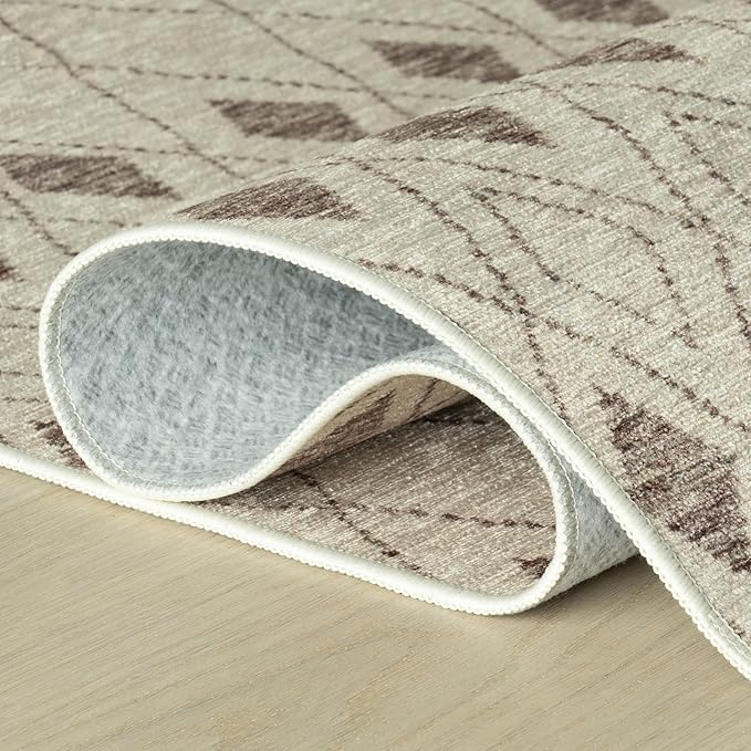 Dash & Albert Chandler Tan Machine Washable Rug, 5 X 8 Feet, Tan Geometric Pattern