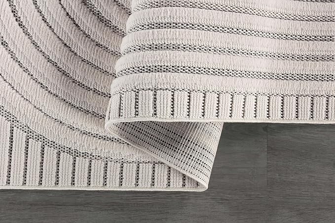 CAMILSON Modern Rug 5x7 Luxury Swirl Curved Micro Loop Area Rugs Soft High-Low Pile Stain Resistant Easy to Clean Non-Shedding Durable Living Room Office Indoor Carpet (White)