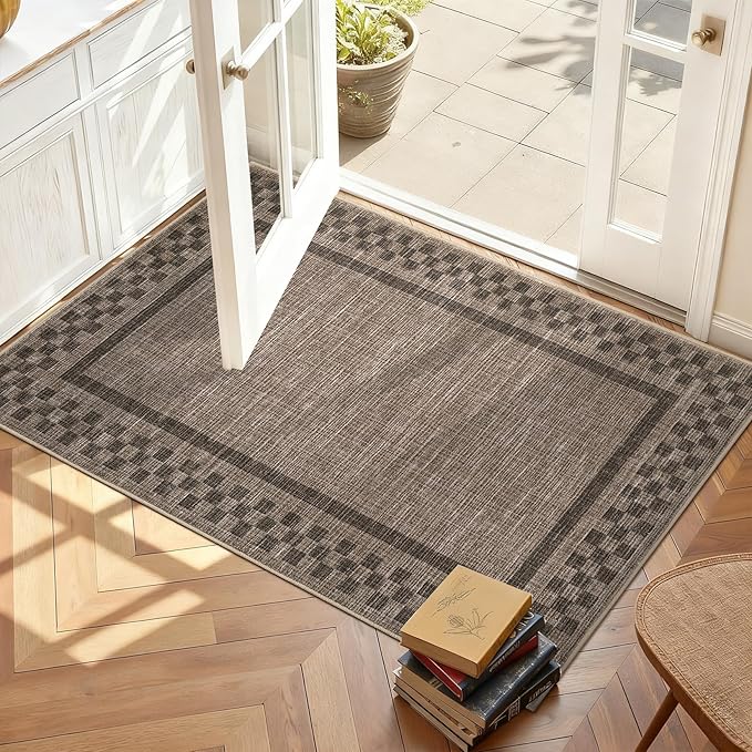 Small Area Rug 2x3 Modern Checkered Entry Rug Solid Color Scalloped Kitchen Rugs Washable Bedroom Doormat Non Slip Stain Resistant Bordered Throw Carpet for Living Room Nursery Laundry, Brown