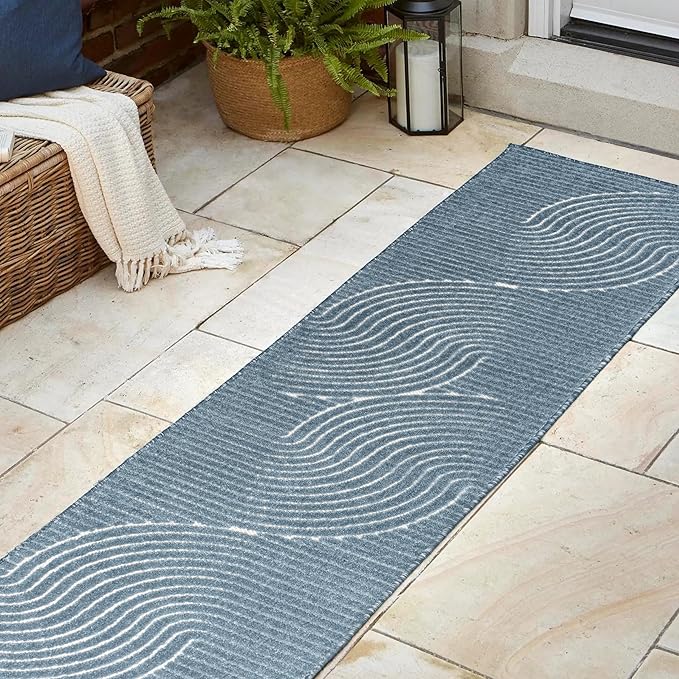 JONATHAN Y Hallie High-Low Curve Dark Blue/Cream 2x8 Indoor/Outdoor Runner Rug, Minimalist Geometric, Pet Friendly, for Patio, Backyard, Living Room, Bedroom, Office, Hose-Washable (SCN100C-28)