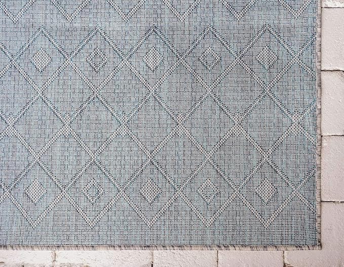 Unique Loom Outdoor Trellis Collection Area Rug - Tribal Trellis (6' 1" x 9' Rectangle, Light Blue/ Ivory)