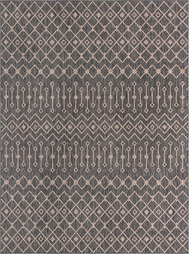 Unique Loom Outdoor Trellis Collection Area Rug - Tribal Trellis (10' x 13' 1" Rectangle, Charcoal Gray/ Natural)