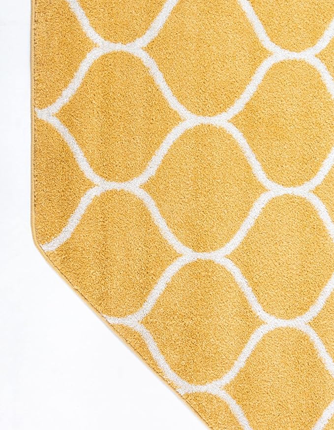 Rugs.com Lattice Frieze Collection Rug – 5' Octagon Yellow Medium Rug Perfect for Living Rooms, Kitchens, Entryways