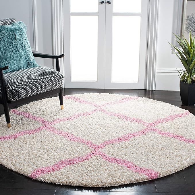 SAFAVIEH Dallas Shag Collection Area Rug - 4' Round, Ivory & Light Pink, Trellis Design, Non-Shedding & Easy Care, 1.5-inch Thick Ideal for High Traffic Areas in Living Room, Bedroom (SGD257P)