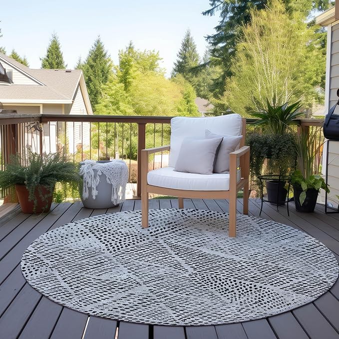 Addison Rugs Chantille ACN591 Pewter 8' x 8' Indoor Outdoor Round Rug, Easy Clean, Machine Washable, Non Shedding, Bedroom, Living Room, Dining Room, Kitchen, Patio Rug