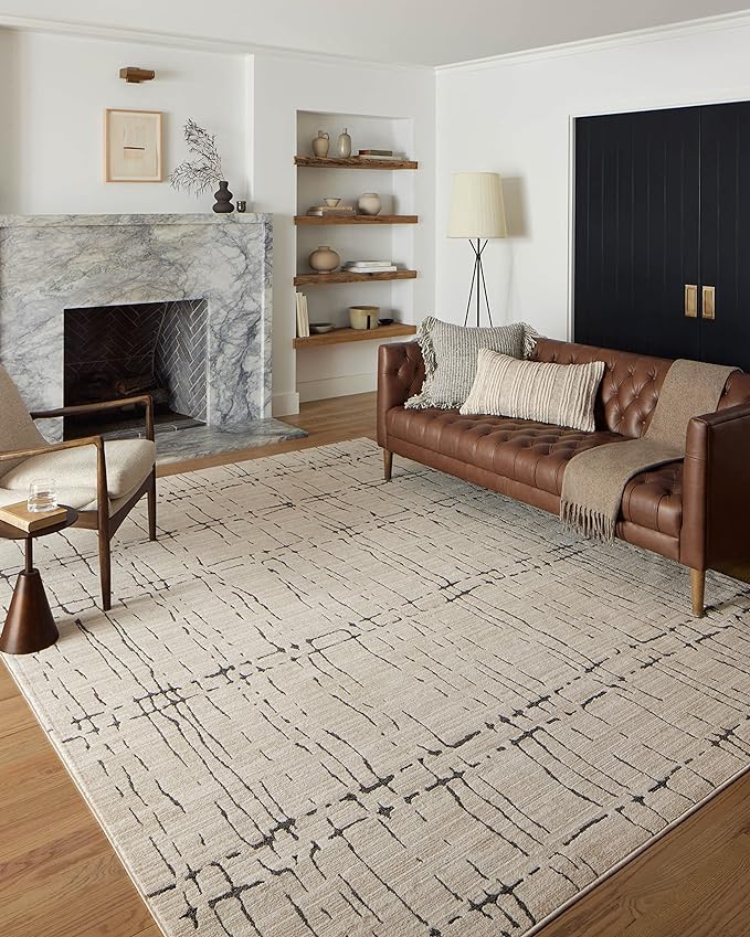 Loloi Darby Collection DAR-06 Sand/Dk. Grey 2'-7" x 4' Accent Rug