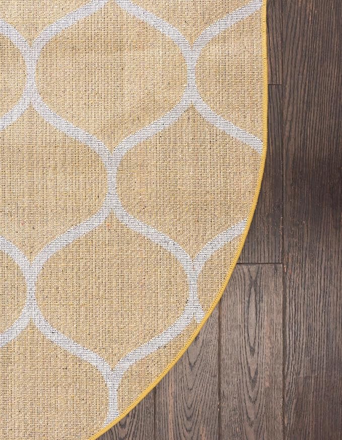 Rugs.com Lattice Frieze Collection Rug – 8' x 10' Oval Yellow Medium Rug Perfect for Living Rooms, Large Dining Rooms, Open Floorplans