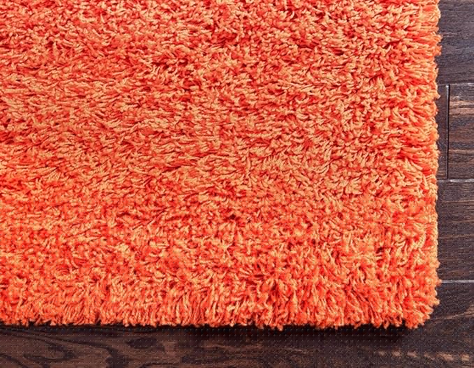Unique Loom Solid Shag Collection Area Rug (5' 3" x 8' Rectangle, Tiger Orange)