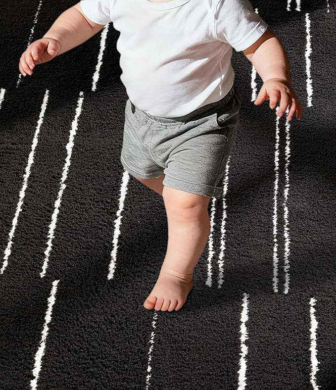 YIHOUSE 6x9 Abstract Line Area Rug, Modern Washable Stain Resistant Rugs Non Slip, Soft Indoor Floor Carpet for Living Room, Bedroom,Dining Room, Black and White