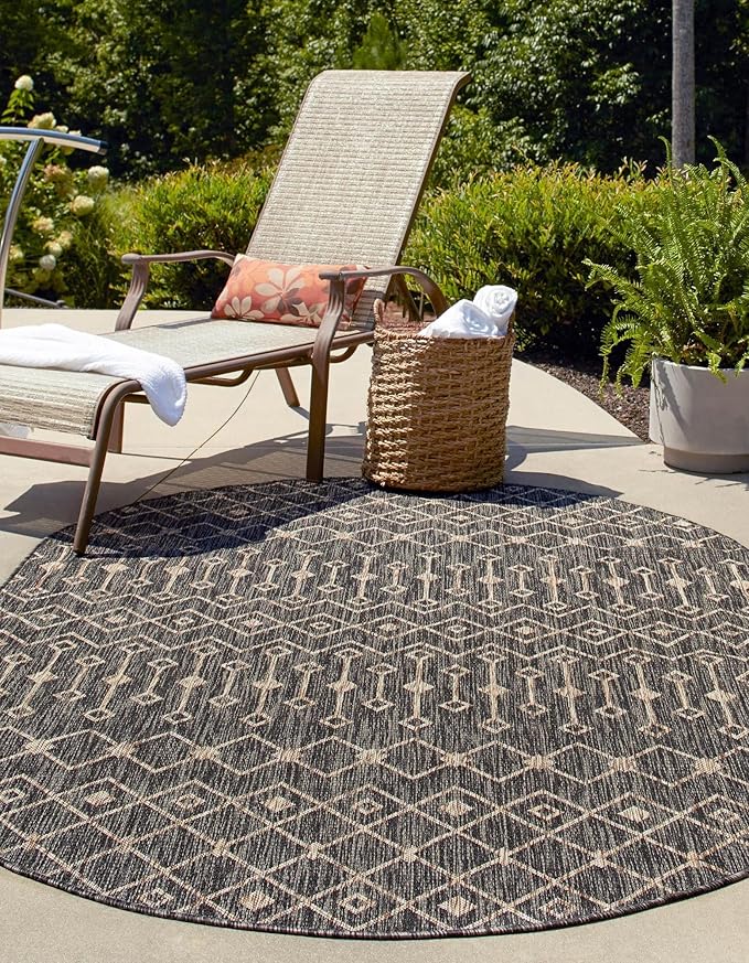 Unique Loom Outdoor Trellis Collection Area Rug - Tribal Trellis (3' 3" x 5' 3" Oval, Charcoal Gray/ Natural)