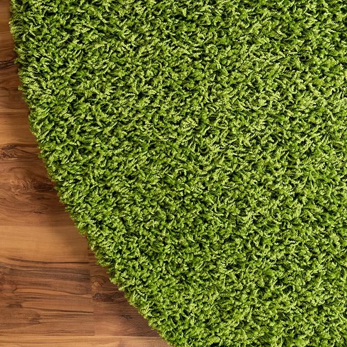 Unique Loom Solid Shag Collection Area Rug (3' 3" x 5' 3" Oval, Grass Green)