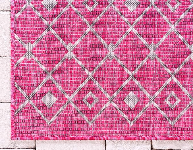 Unique Loom Outdoor Trellis Collection Area Rug - Tribal Trellis (7' 1" x 10' Rectangle, Fuschia/ Gray)