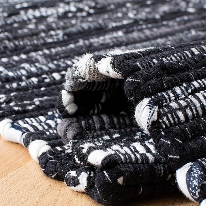 SAFAVIEH Rag Rug, Collection Area Rug - 4' Square, Black, Handmade Boho Stripe Cotton, Ideal for High Traffic Areas in Living Room, Bedroom (RAR121Z)