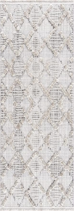 Hauteloom Bogtong Farmhouse Living Room Bedroom Moroccan Trellis Area Rug - Soft Shaggy High Low Carpet - High Pile - Bohemian, Boho - Gray, Beige, Cream - 5'3" x 7'